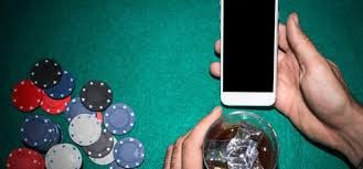 Dashboard Singapore Pools di aplikasi mobile agenhoki menampilkan berbagai kategori permainan